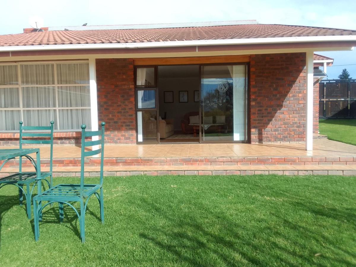 Botleng Guest House Boqate 外观 照片